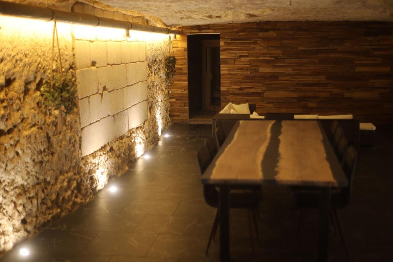 La Montrieuse, Chambre Individuelle Avec Sauna Et Baignoire Spa Naveil Dış mekan fotoğraf